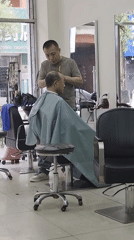 Barbershops, street markets, and everyday scenes in Mishan