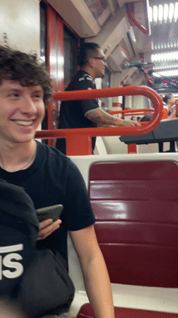 Live keyboard performance entertains subway passengers during commute