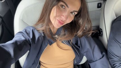 Woman passenger spotted in Mini Cooper, Krasnoyarsk morning