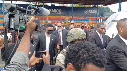 Formal group walks amid media presence in Goma
