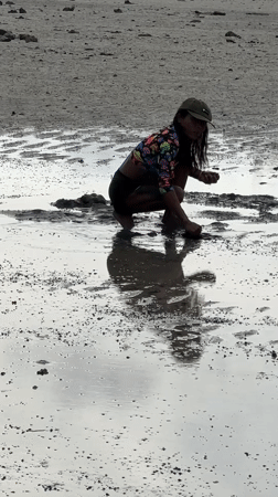 Beach exploration and yard work documented in Ko Phangan