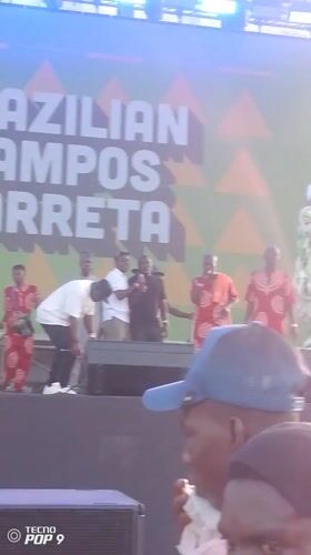 Brazilian-themed musical performance draws crowd in Lagos