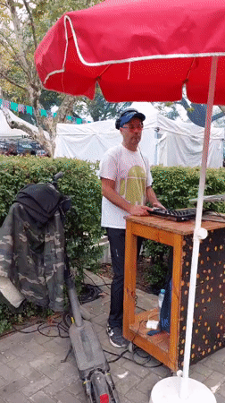 Large outdoor festival draws crowds in Buenos Aires park