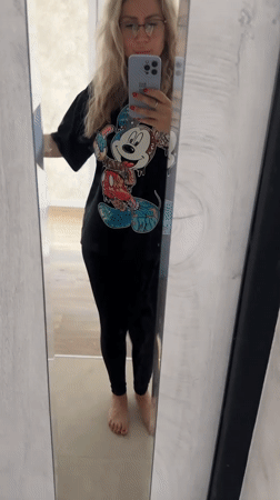 Mirror selfies and apartment snapshots in Novoaltaysk