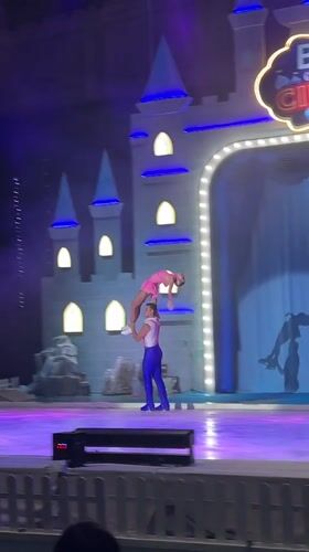Circus on Ice show draws crowds in Makassar