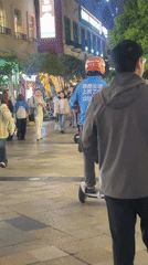 Evening street life captured in Chongqing's High-tech Zone
