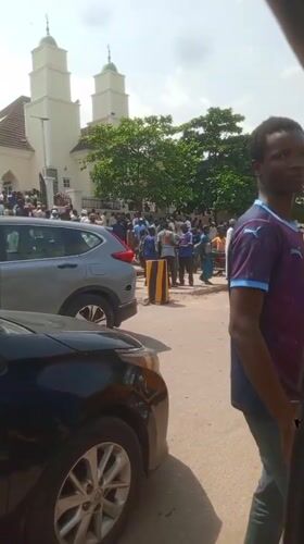 Friday prayers draw large gathering at Dutsen Alhaji mosque