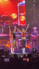 Concert with elaborate staging draws crowds in Tampico, Mexico