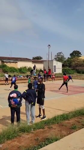 Morning volleyball games draw crowds in Jos, Nigeria