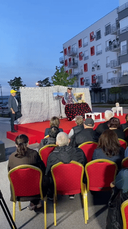 Outdoor theater performance draws audience in Belgrade suburb