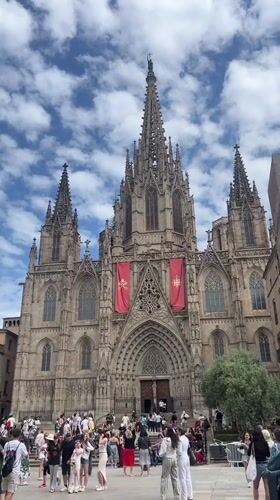Barcelona city center extensively documented during two-hour walking tour