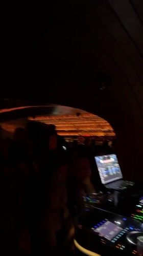 Early morning DJ set recorded at New York nightclub