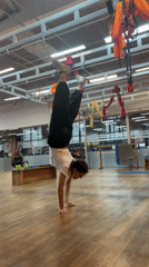 Couple takes late-night selfies at Chaikovsky fitness center