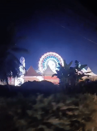 Night carnival lights up Keudepanteubreuh with rides and crowds