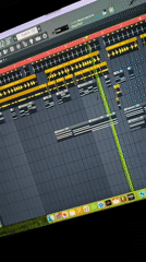 Music production session recorded on computer in Diepholz, Germany