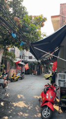 Ordinary street life documented in Đà Nẵng alleyways