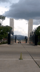 Evening stroll documented at Caracas independence heroes memorial complex