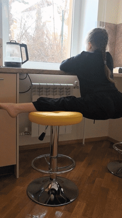 Morning routine moments captured across Nizhny Novgorod apartments