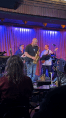 Jazz band performs evening set at Moscow club