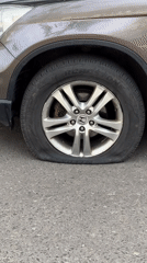 Honda CR-V suffers flat tire in Hrodna, Belarus