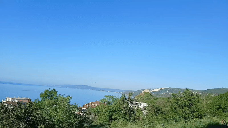 Clear morning scenes documented across Balchik, Bulgaria coastal parks
