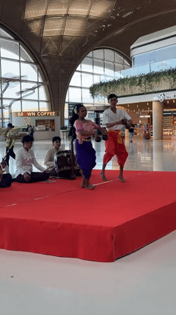 Traditional dance, tarmac views, and breakfast at Phnom Penh Airport