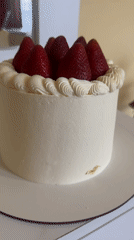 Ternopil resident documents morning cake and cats at home