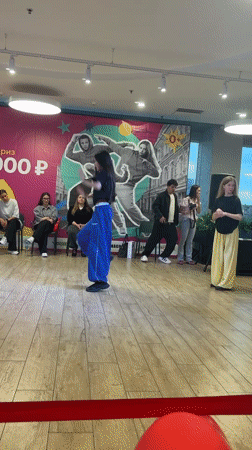 Street dance battle with 30,000-ruble prize at Astrakhan fair