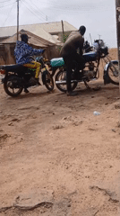 Daily life documented in Nigerian community over 25-minute span