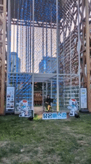 Street musician performs keyboard set near Daejeon gallery