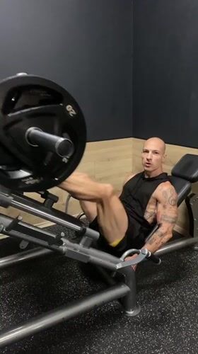 Leg press exercise underway at a Pleven gym