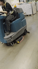 Early morning operations documented at retail warehouse facility