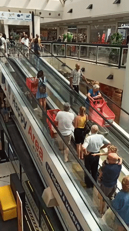 Morning browse through a Bari shopping mall