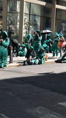 La Paz sanitation workers hold street demonstration with union banner
