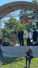 Polar bear mascots entertain children at Vsevolozhsk outdoor event