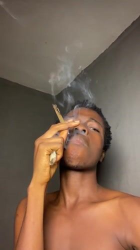 Chill smoke session vlog shot in Nkpor, Nigeria