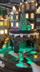 Festive miniature displays documented at Đà Lạt cafe