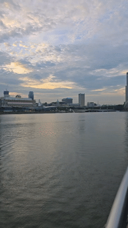 Marina Bay Sands and waterfront documented by witnesses