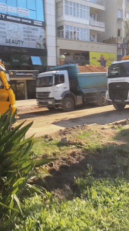 Tow truck operates in sunny Alanya coastal area