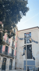 Morning street scenes documented across central Barcelona
