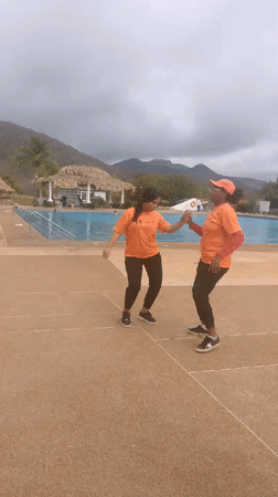 Resort entertainment activities documented in Pedro González, Venezuela