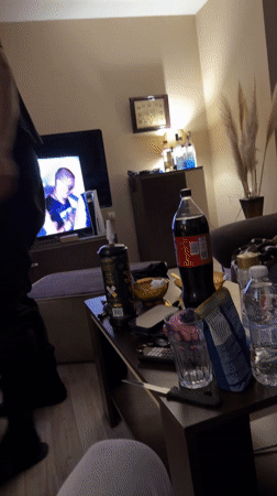 Smoking scenes documented at indoor locations during evening hours