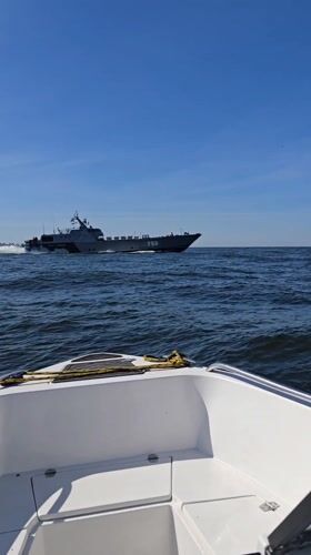 Russian warship 758 observed at speed near Baltiysk