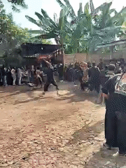 Traditional performance draws crowd in Indonesian village courtyard