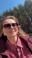 Woman films selfie, celebration balloons spotted in Izhevsk