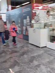Morning shopping mall activities documented in Novosibirsk
