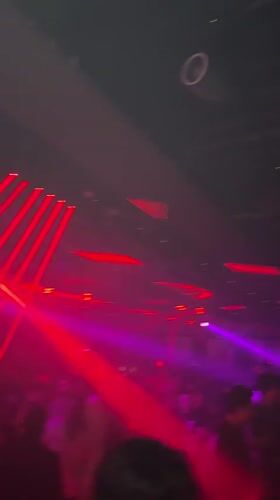 Nightclub scene recorded in Puebla with dancing crowds