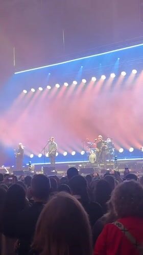 Rock concert draws packed crowd in Surgut, Russia