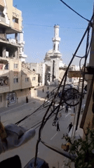 Water distribution amid destruction in Khan Yunis