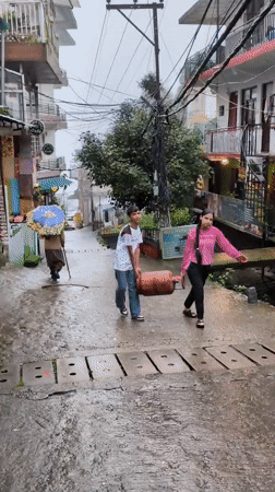 Rainy day wandering through Bhagsu's streets and market stalls